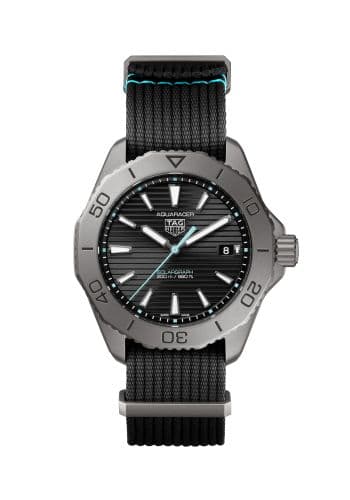 TAG Heuer Aquaracer Professional 200 Titanium / Black