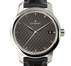 Zeitwinkel 032° Black